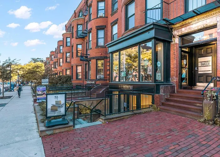 304 Newbury Street By Thatch